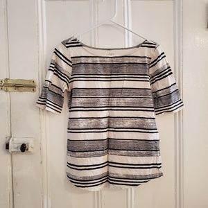 Quarter Length Sleeve Top